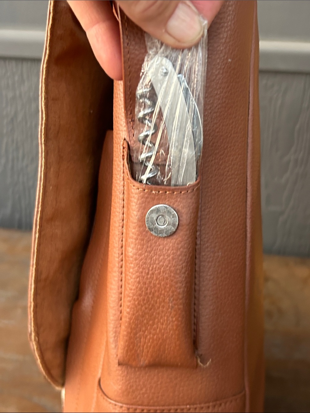 Primewear Women's Tan Leather 2 Wine Bottle Backpack with corkscrew - Picture 11 of 17